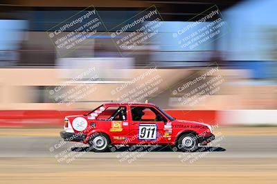 media/Sep-29-2024-24 Hours of Lemons (Sun) [[6a7c256ce3]]/StartFinish (245p-330p)/